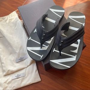 Valentino garavani flip flops with bags&box